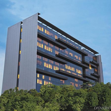 โรงแรมไทรเด็นท์ไฮเดอร์ราแบด ไฮเดอราบัด ภายนอก รูปภาพ The building