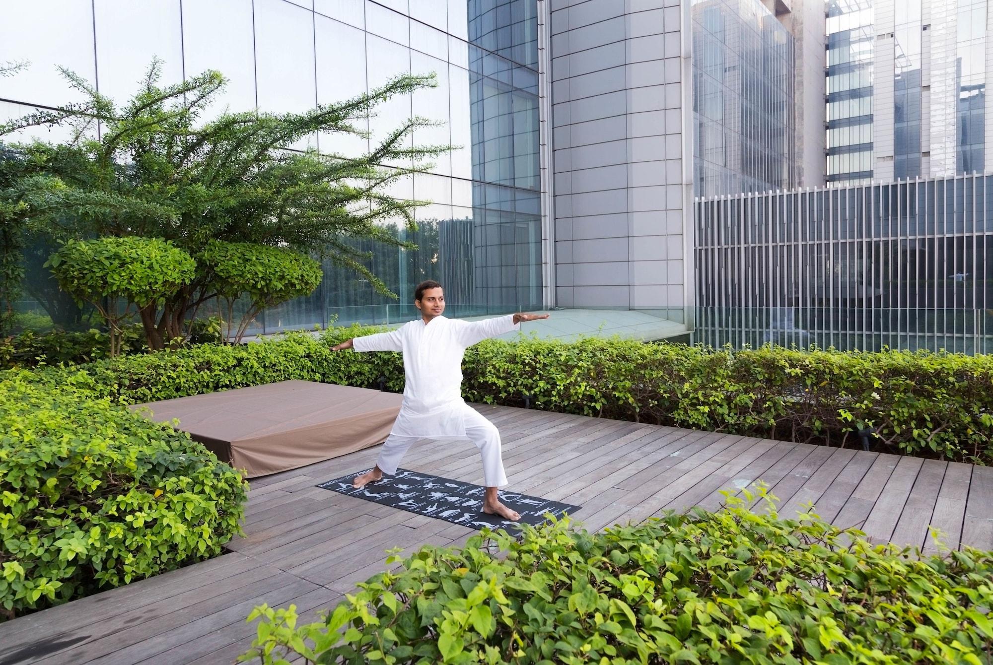 โรงแรมไทรเด็นท์ไฮเดอร์ราแบด ไฮเดอราบัด ภายนอก รูปภาพ The Park, Hyderabad